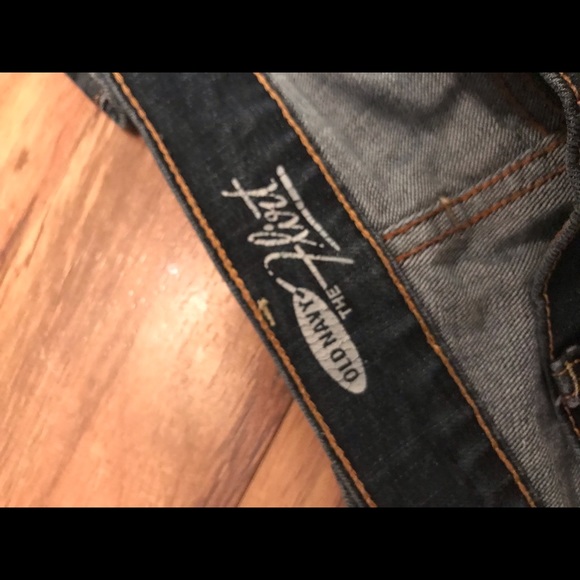 NWOT Bootcut/flirt cut/dark rinse jeans - Picture 2 of 3